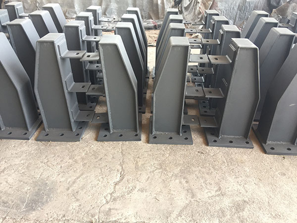 防撞護(hù)欄立柱